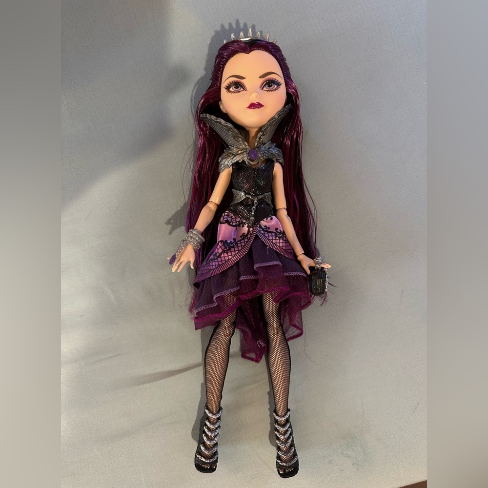 Ever After High Raven Queen First Chapter Doll